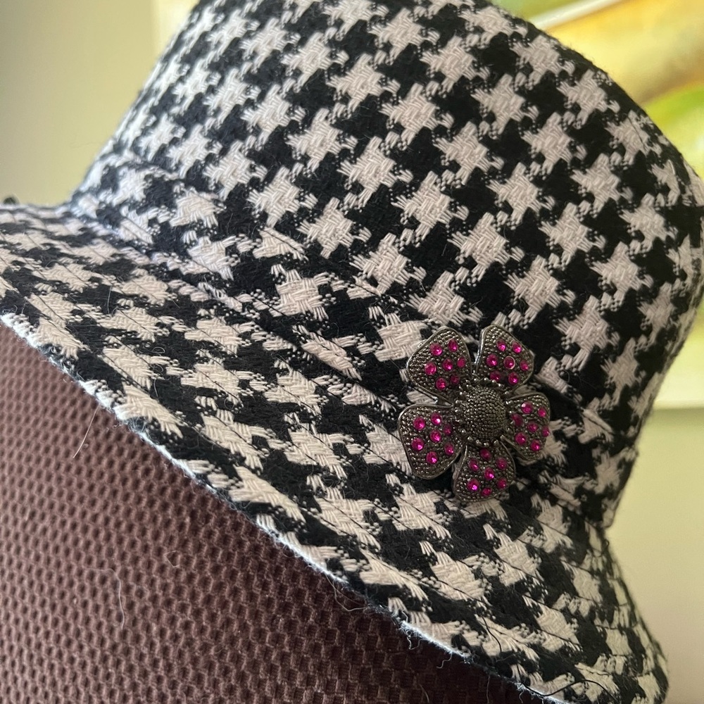 Hat Collection - Picture 3 of 5